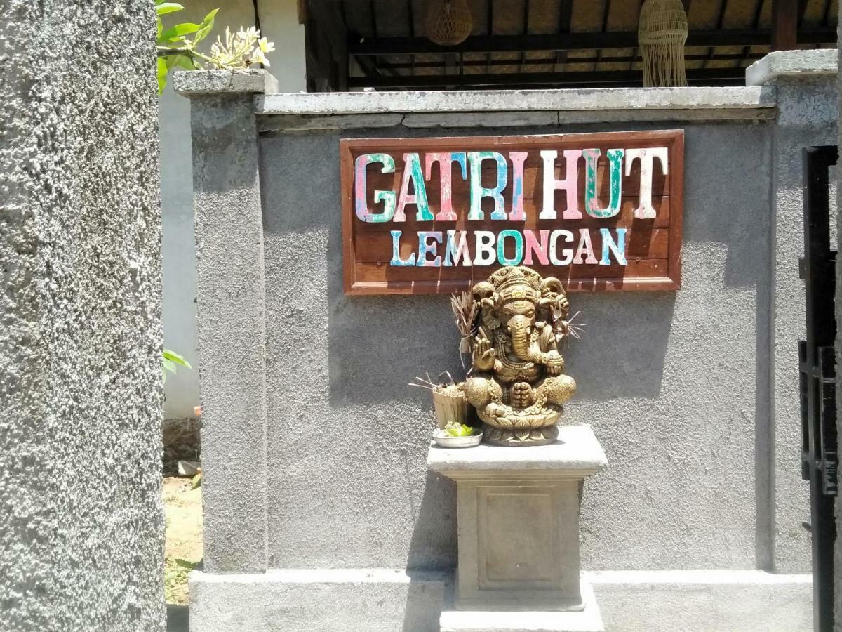 Gatri Hut Hotel นูซาเลมโบงัน ภายนอก รูปภาพ