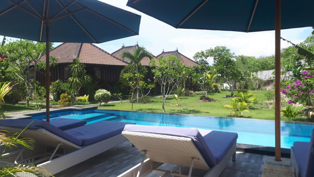 Gatri Hut Hotel นูซาเลมโบงัน ภายนอก รูปภาพ