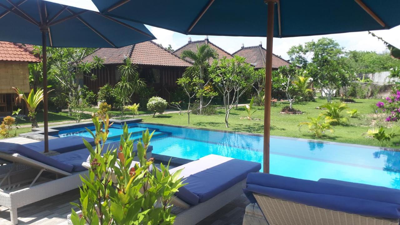Gatri Hut Hotel นูซาเลมโบงัน ภายนอก รูปภาพ
